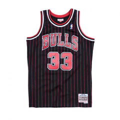 Chicago Bulls #33 Scottie Pippen 1995-96 NBA Hardwood Classics Swingman Black Striped Mitchell & Ness