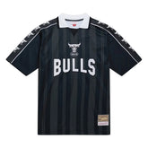 Black sports jersey with 'Bulls' text and logo on a white background